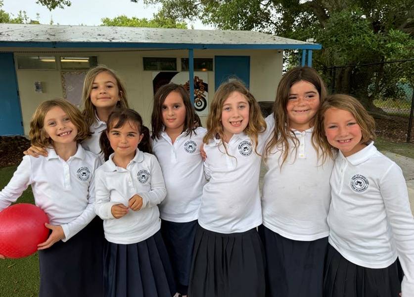 Mizrahi Family Torah Academy students