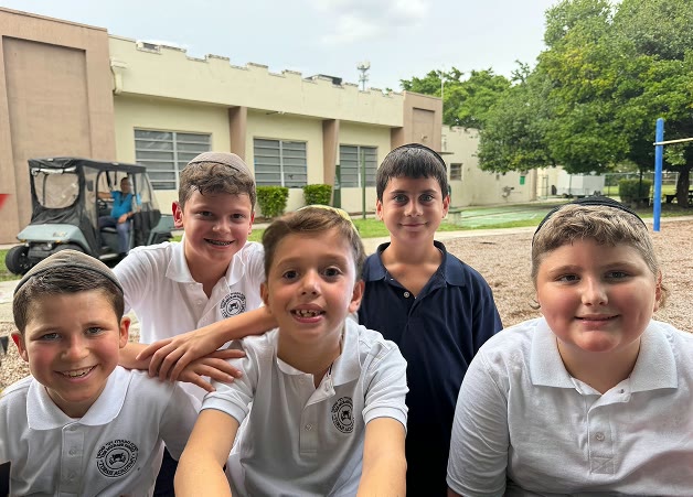 Mizrahi Family Torah Academy students
